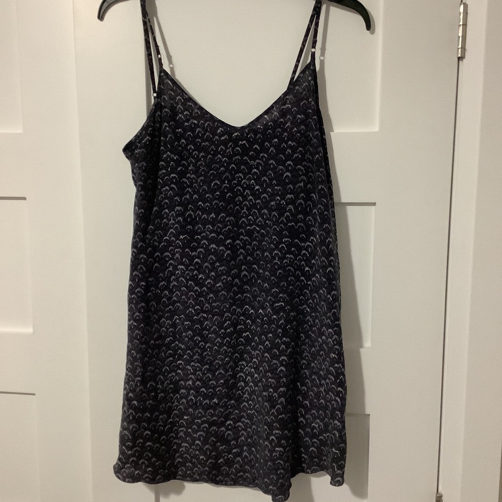 Aritzia Wilfred 100% silk dress